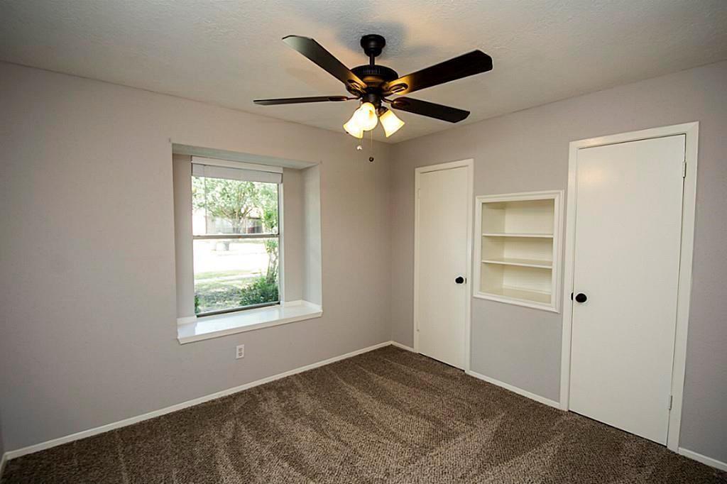 2804 Pinewood Drive