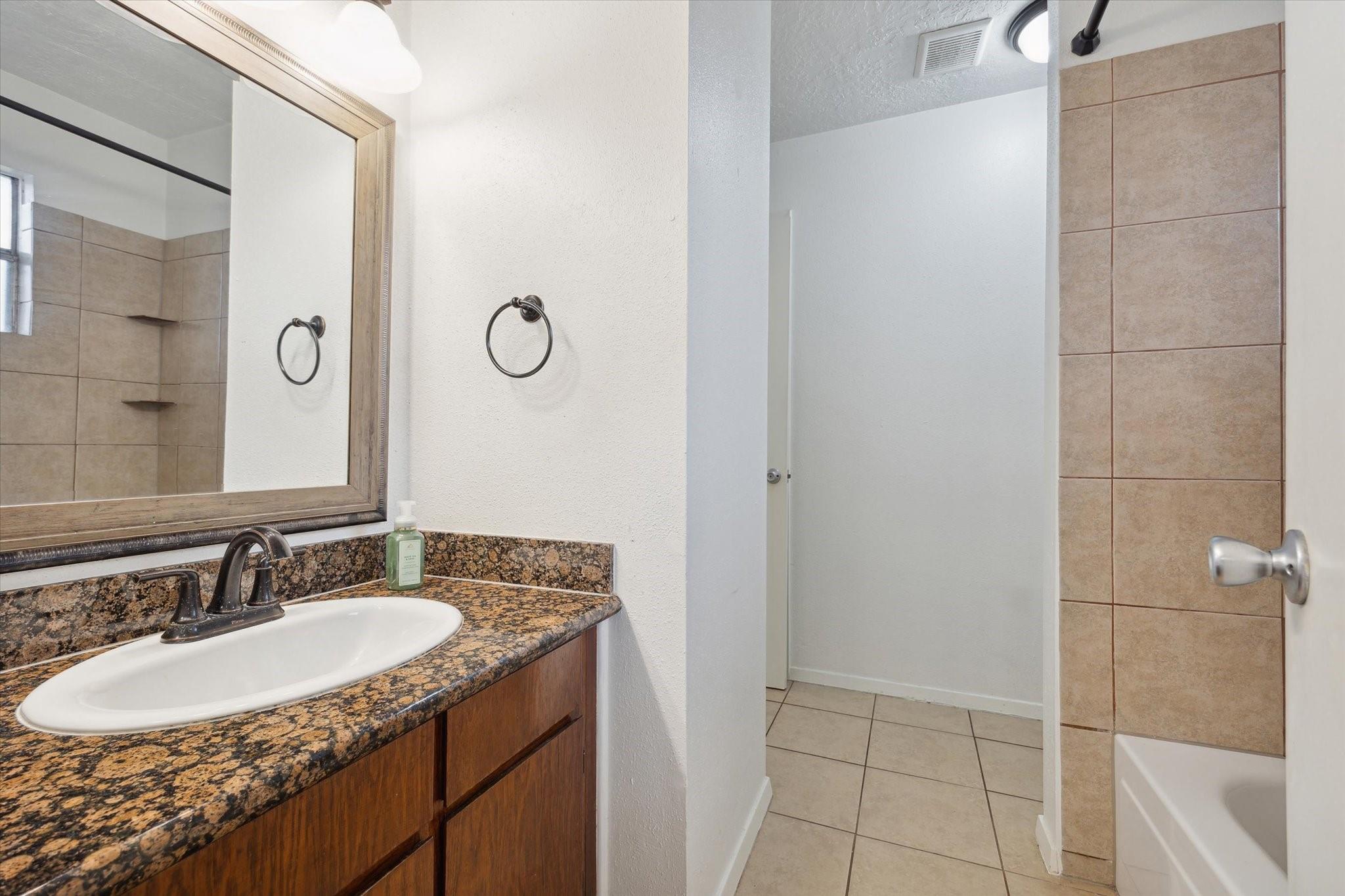 2723 N Brompton Drive