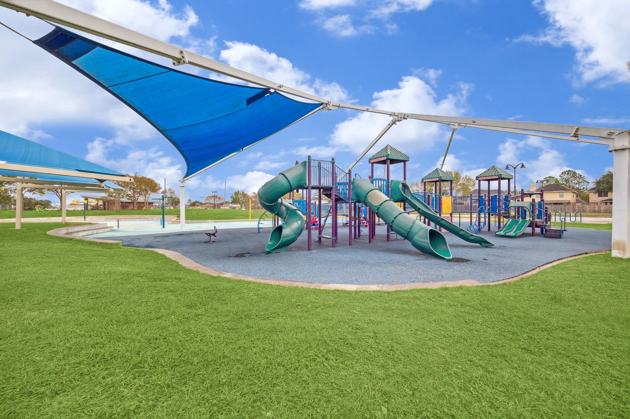 2723 N Brompton Drive