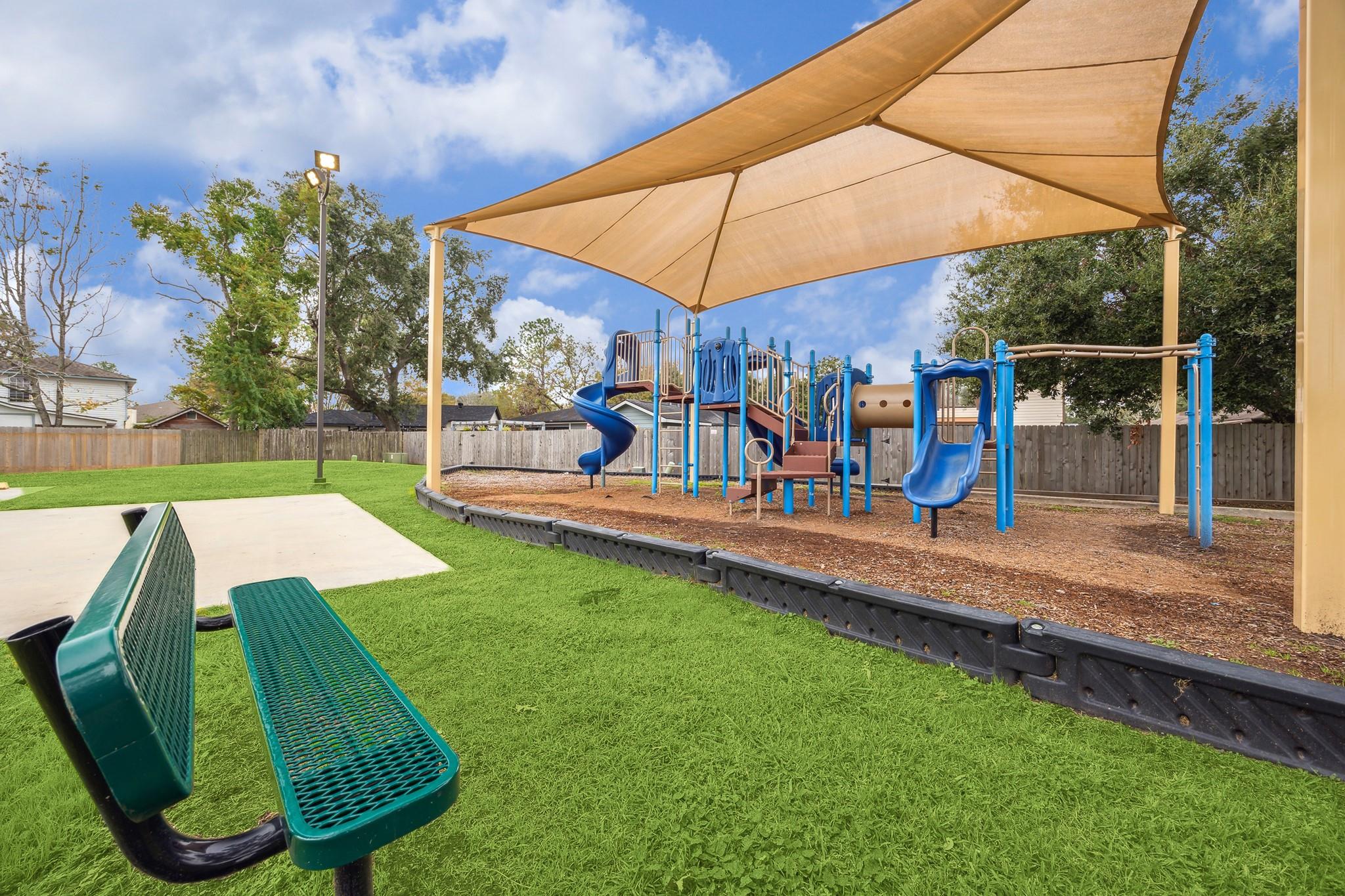 2723 N Brompton Drive