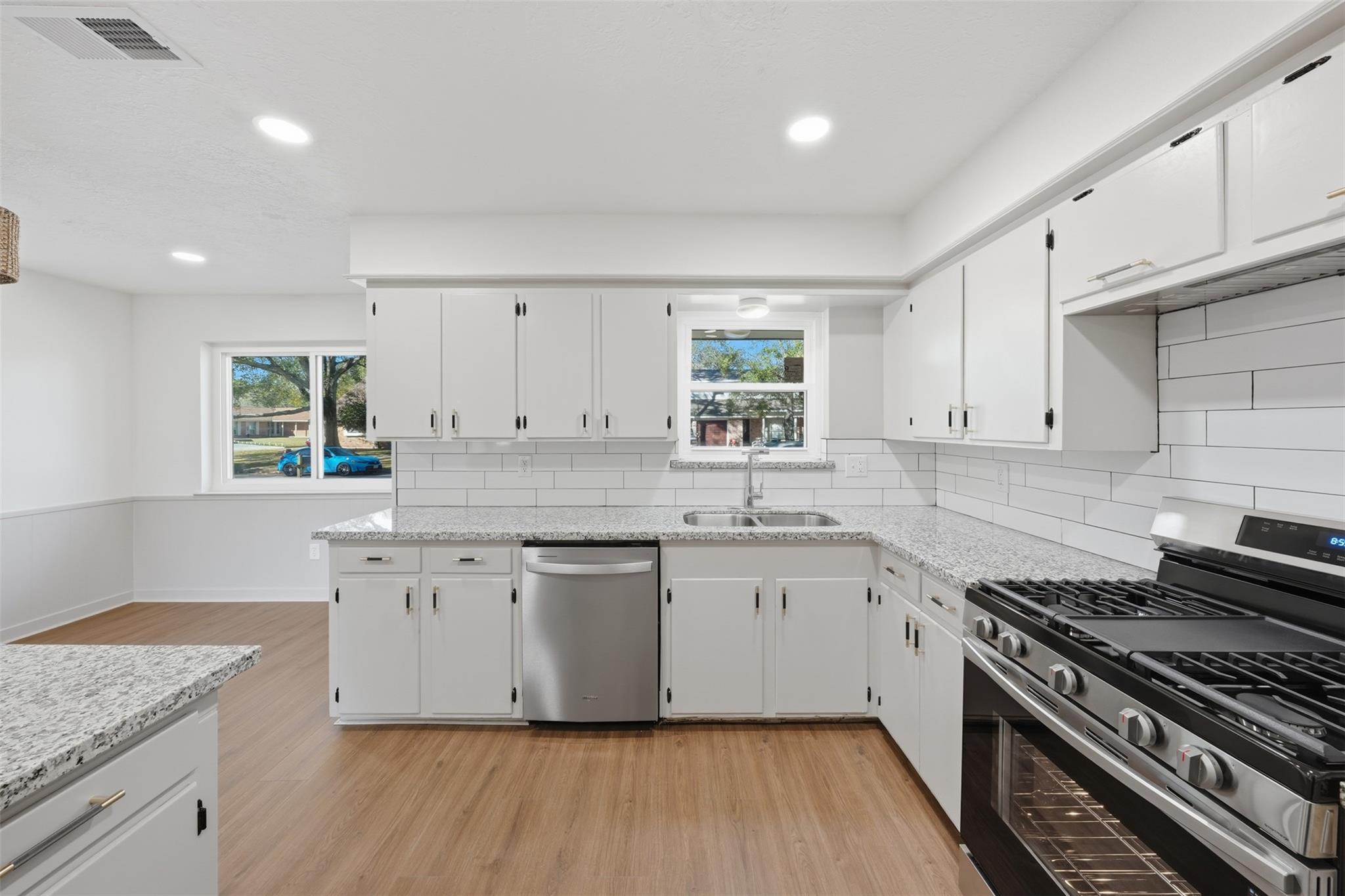 5002 Cedar Creek Drive