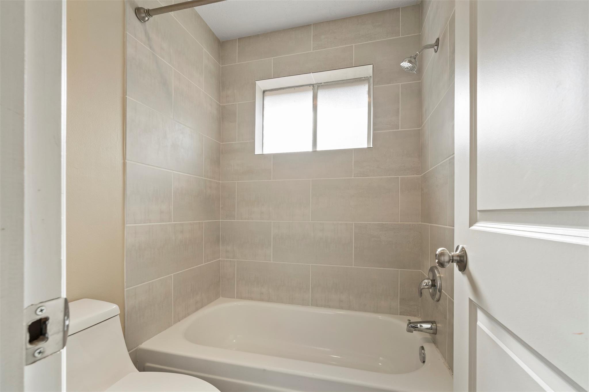 119 Wood Hollow Drive