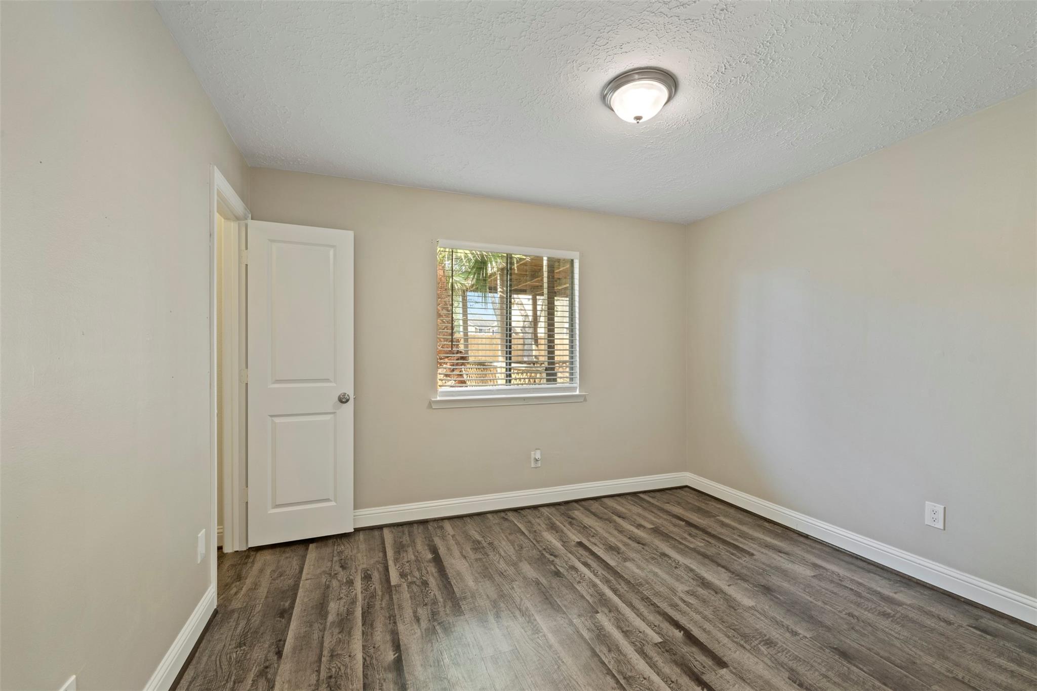 119 Wood Hollow Drive