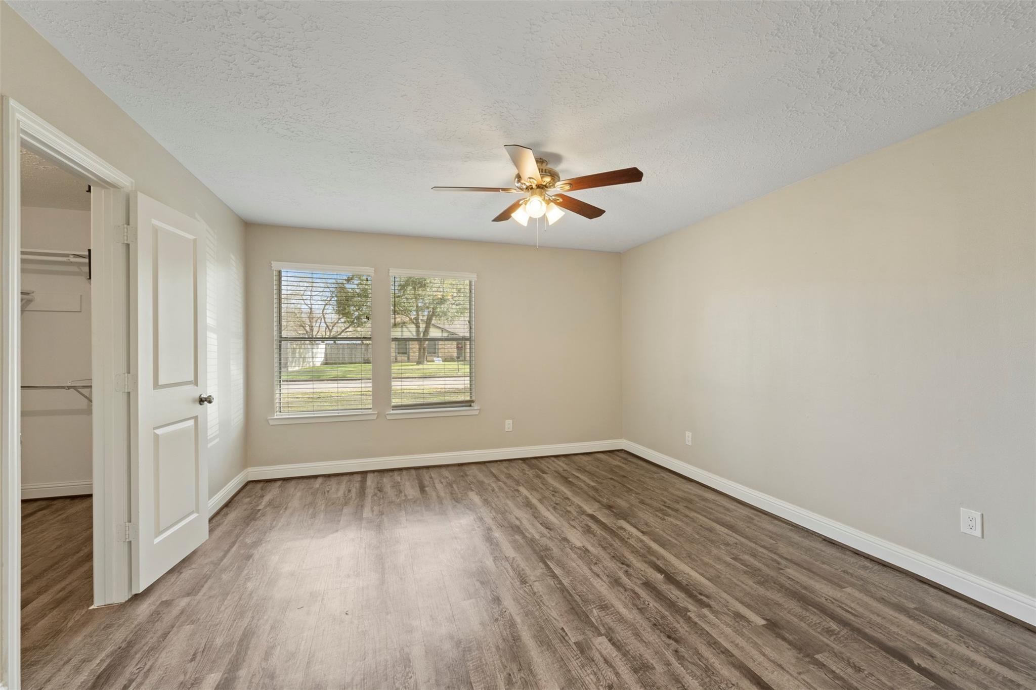 119 Wood Hollow Drive