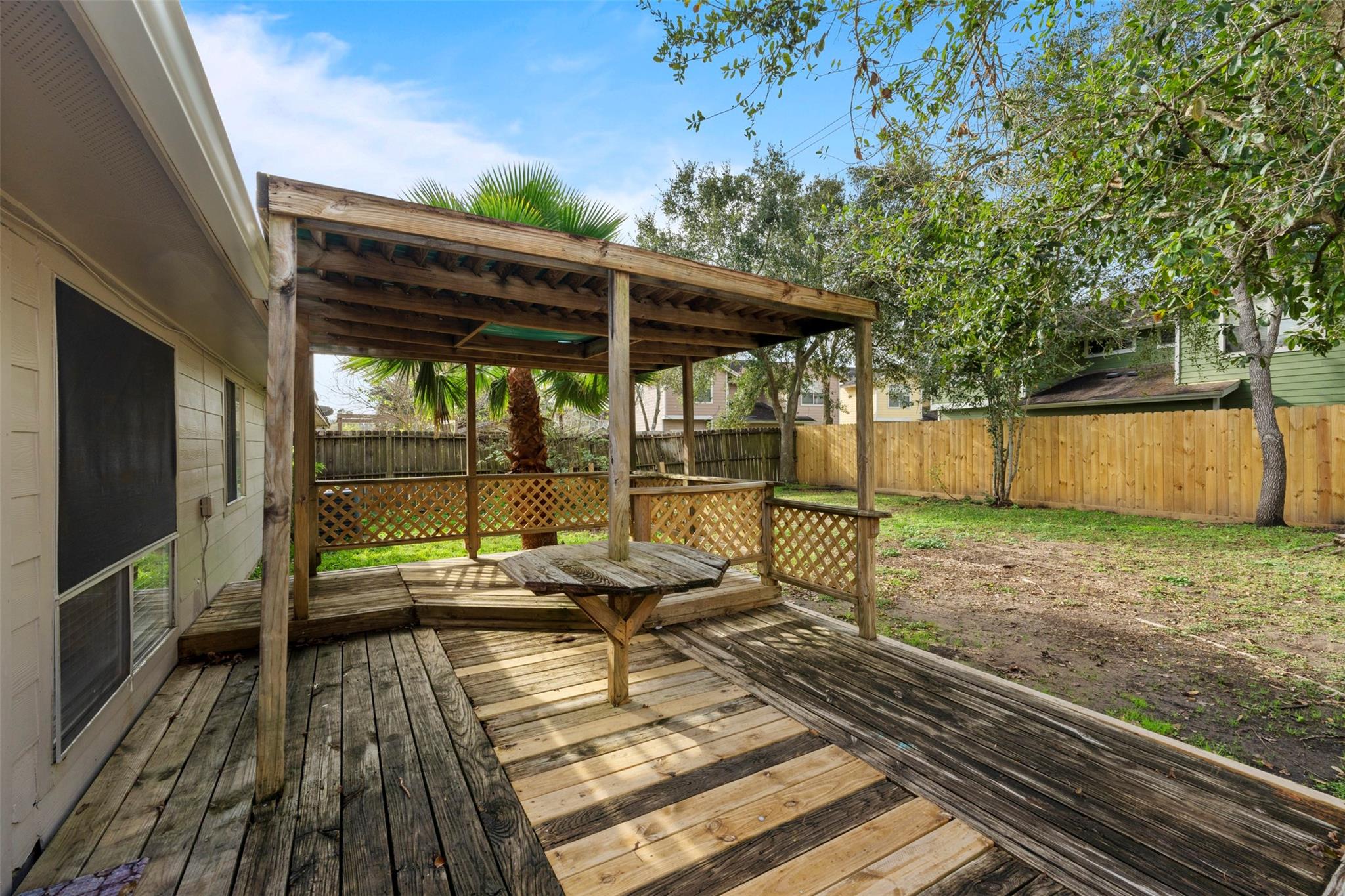 119 Wood Hollow Drive