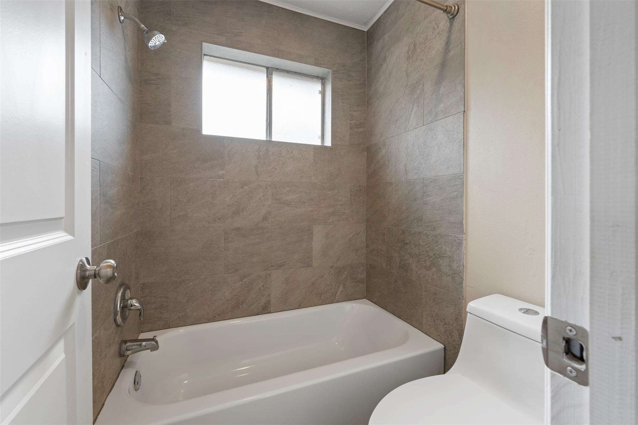 119 Wood Hollow Drive