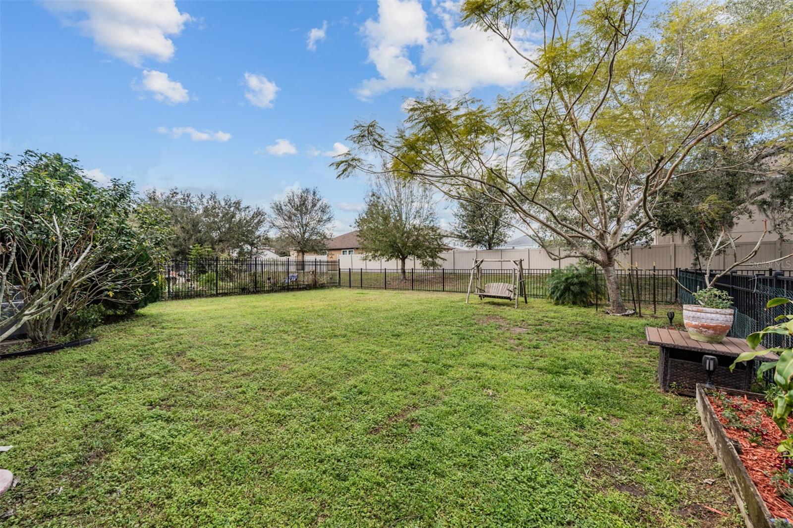 30813 PUMPKIN RIDGE DR