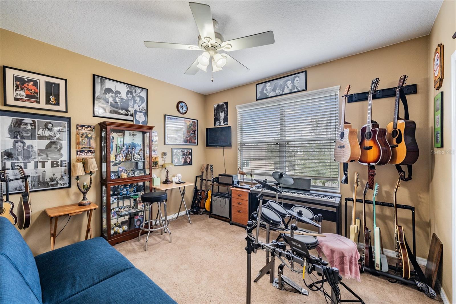 30813 PUMPKIN RIDGE DR