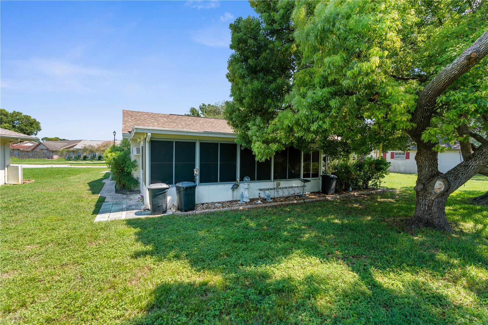 12203 BUTTONWOOD ROW
