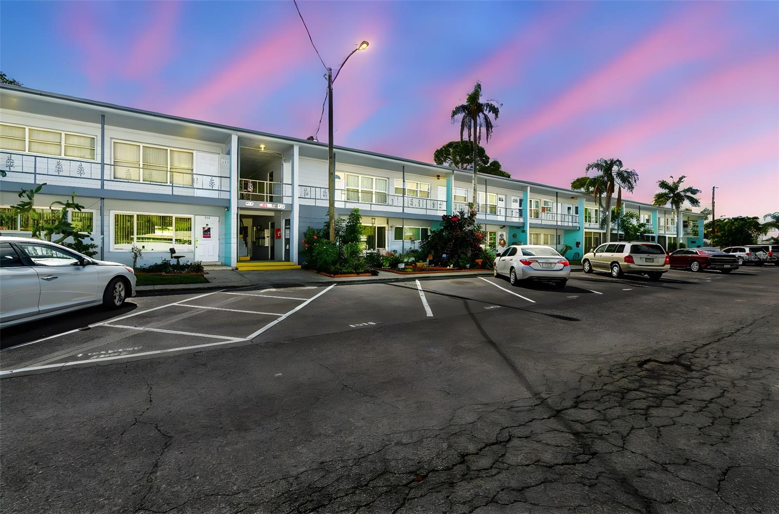 5860 43RD TER N #1513