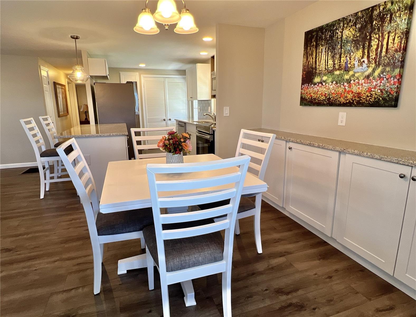 607 MOUNT MADISON AVE NE #652