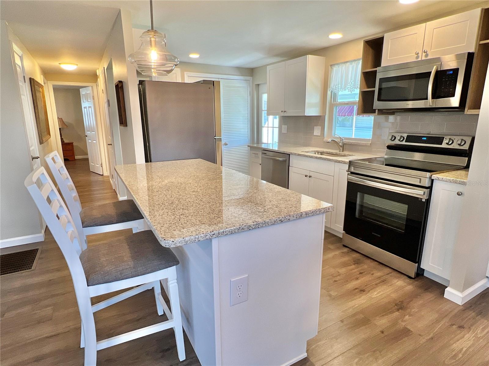 607 MOUNT MADISON AVE NE #652