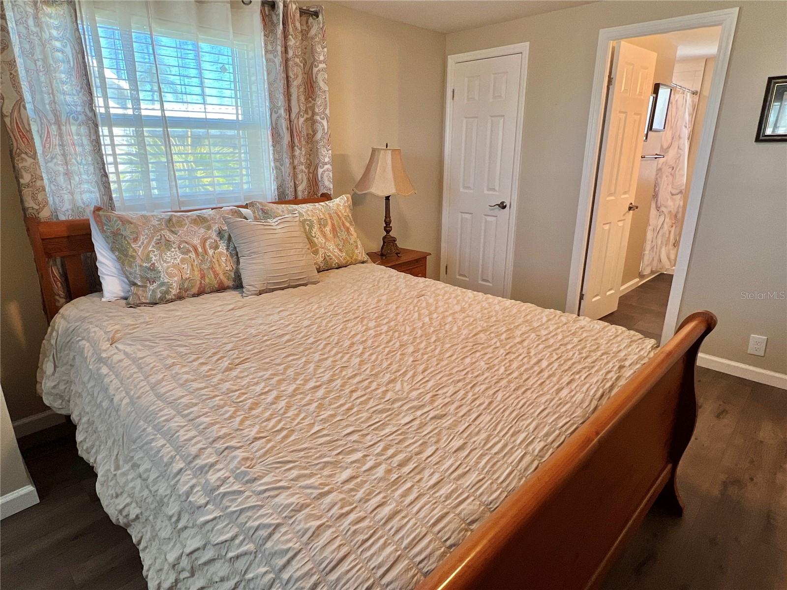 607 MOUNT MADISON AVE NE #652