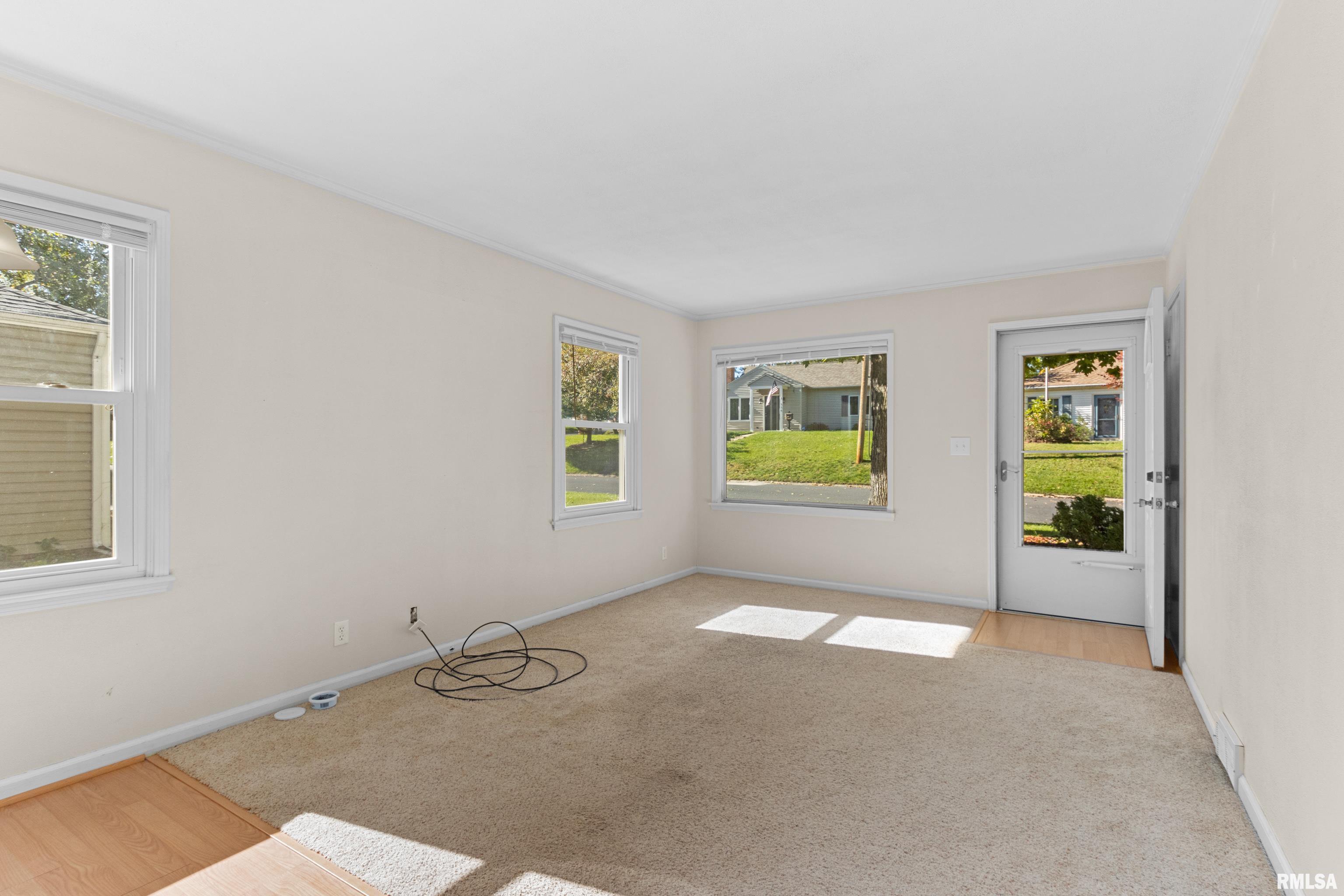 341 W BARRINGTON Road