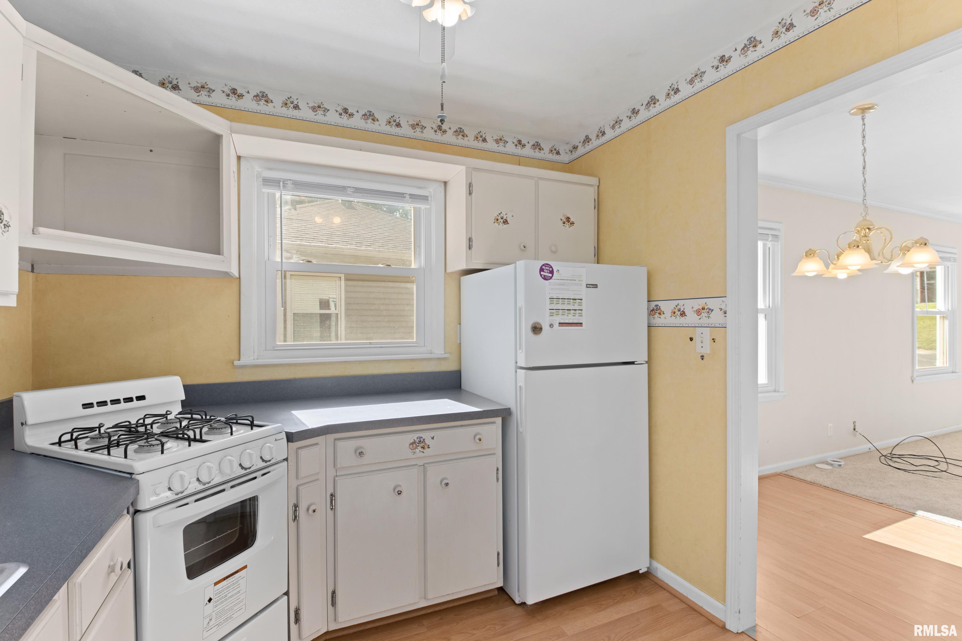 341 W BARRINGTON Road