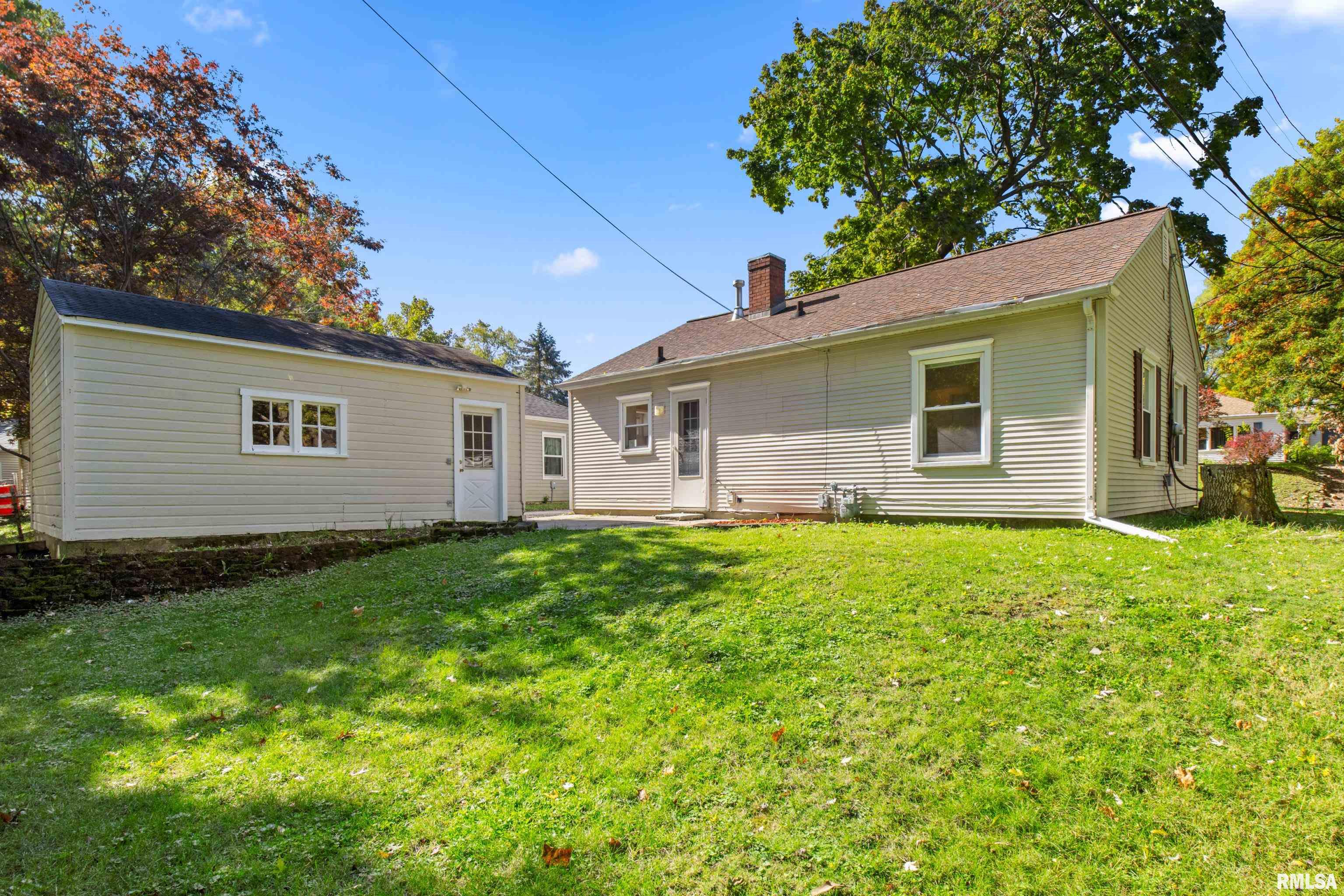 341 W BARRINGTON Road