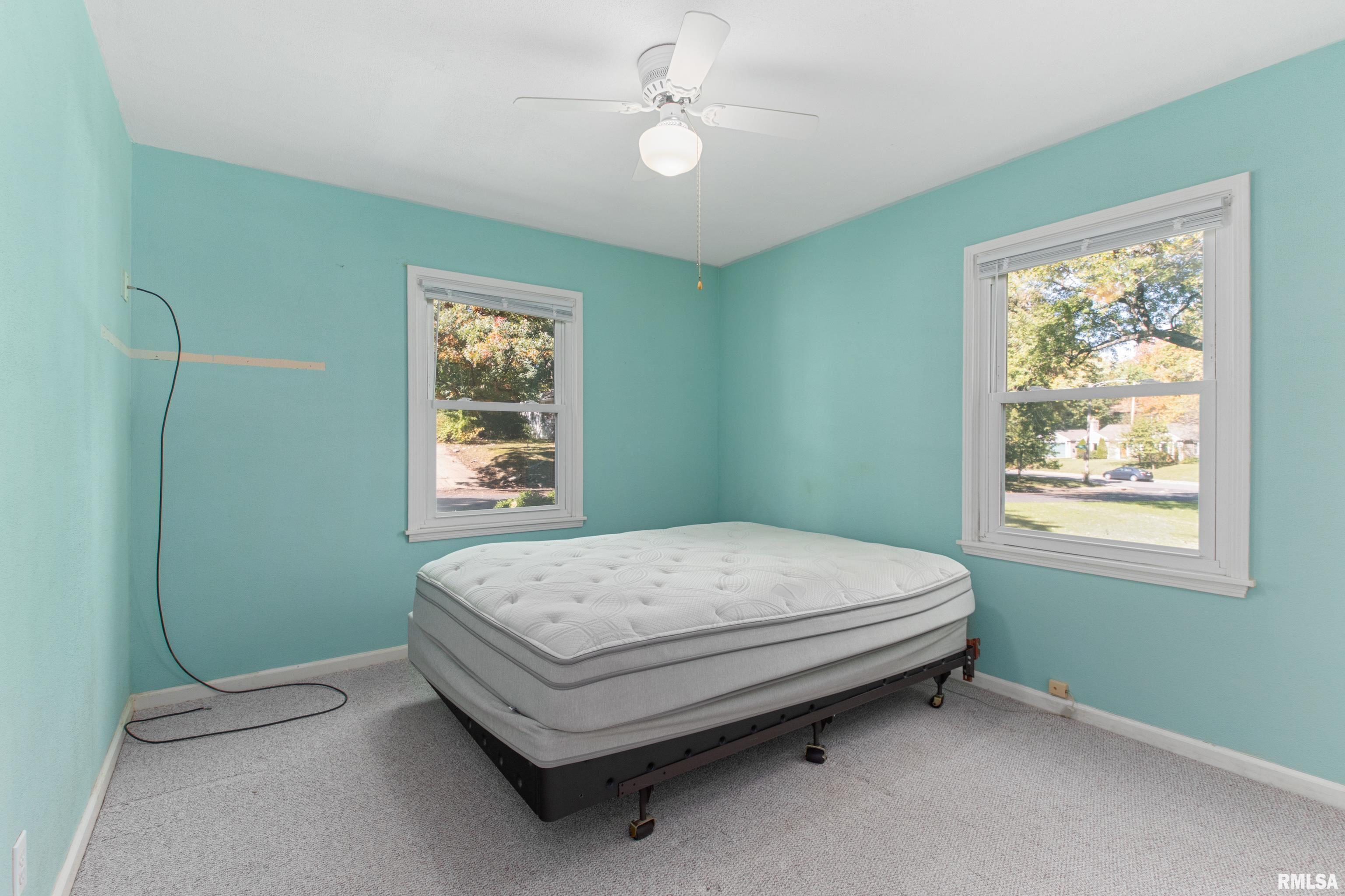 341 W BARRINGTON Road