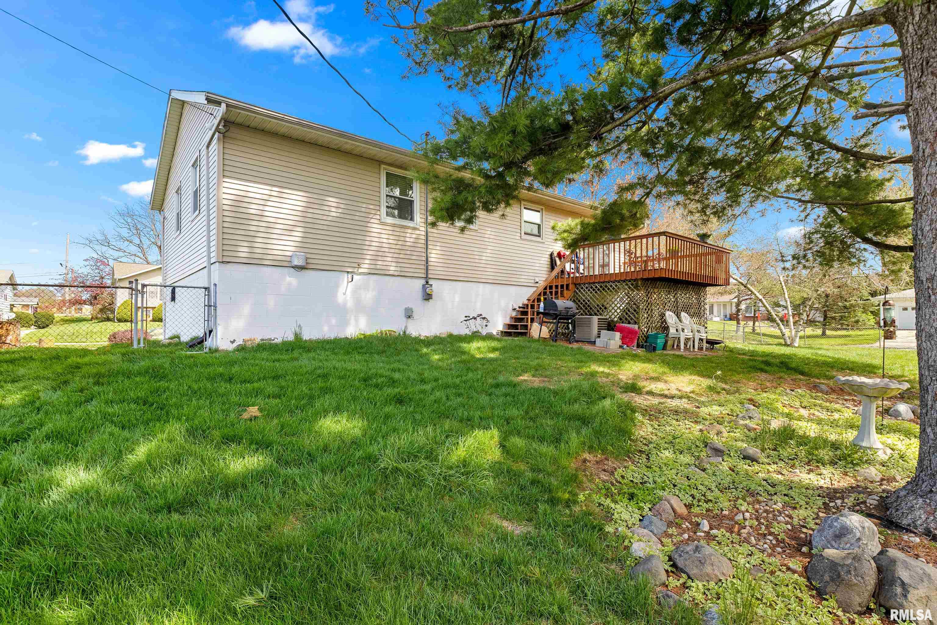 1910 W MARLENE Avenue