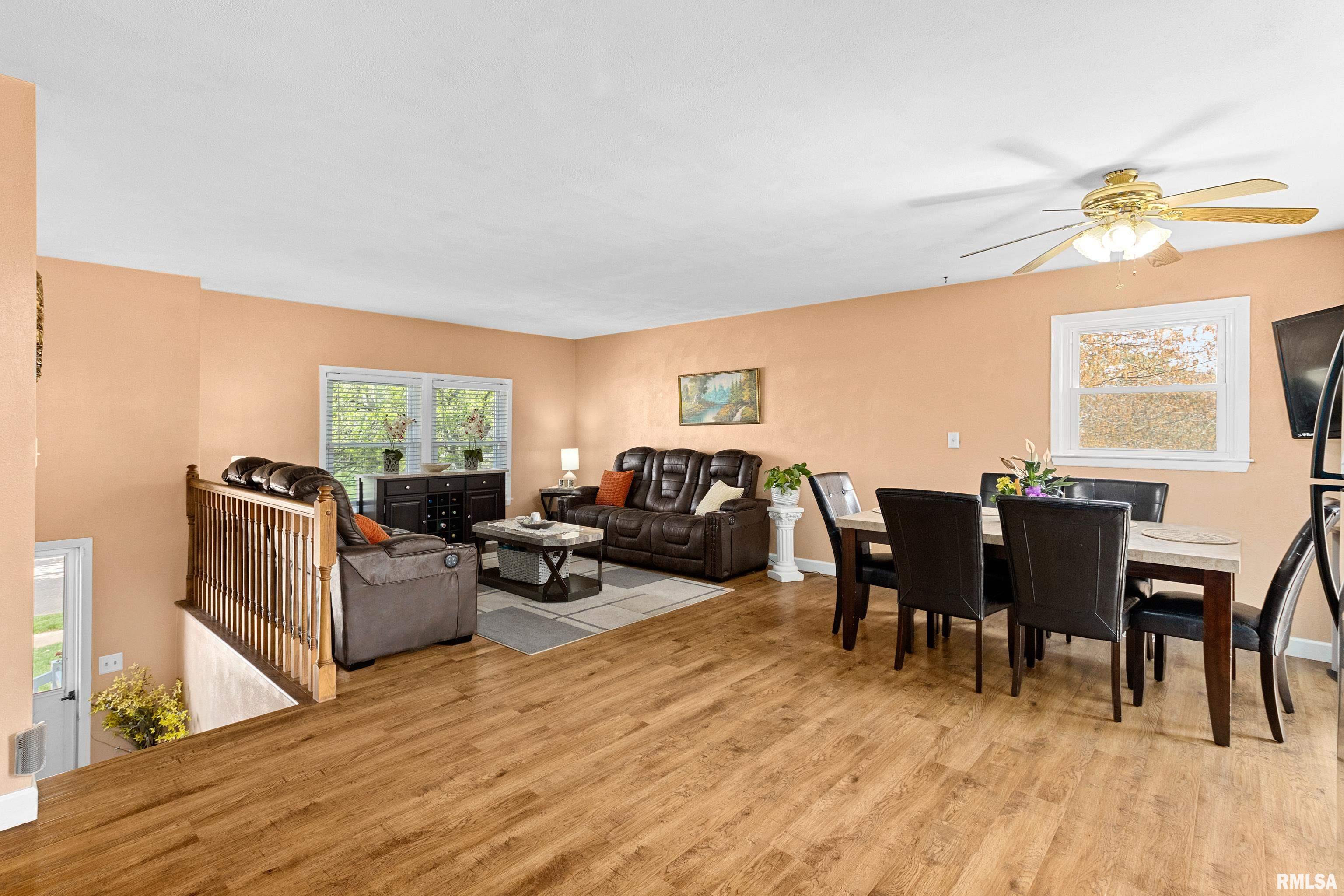 1910 W MARLENE Avenue