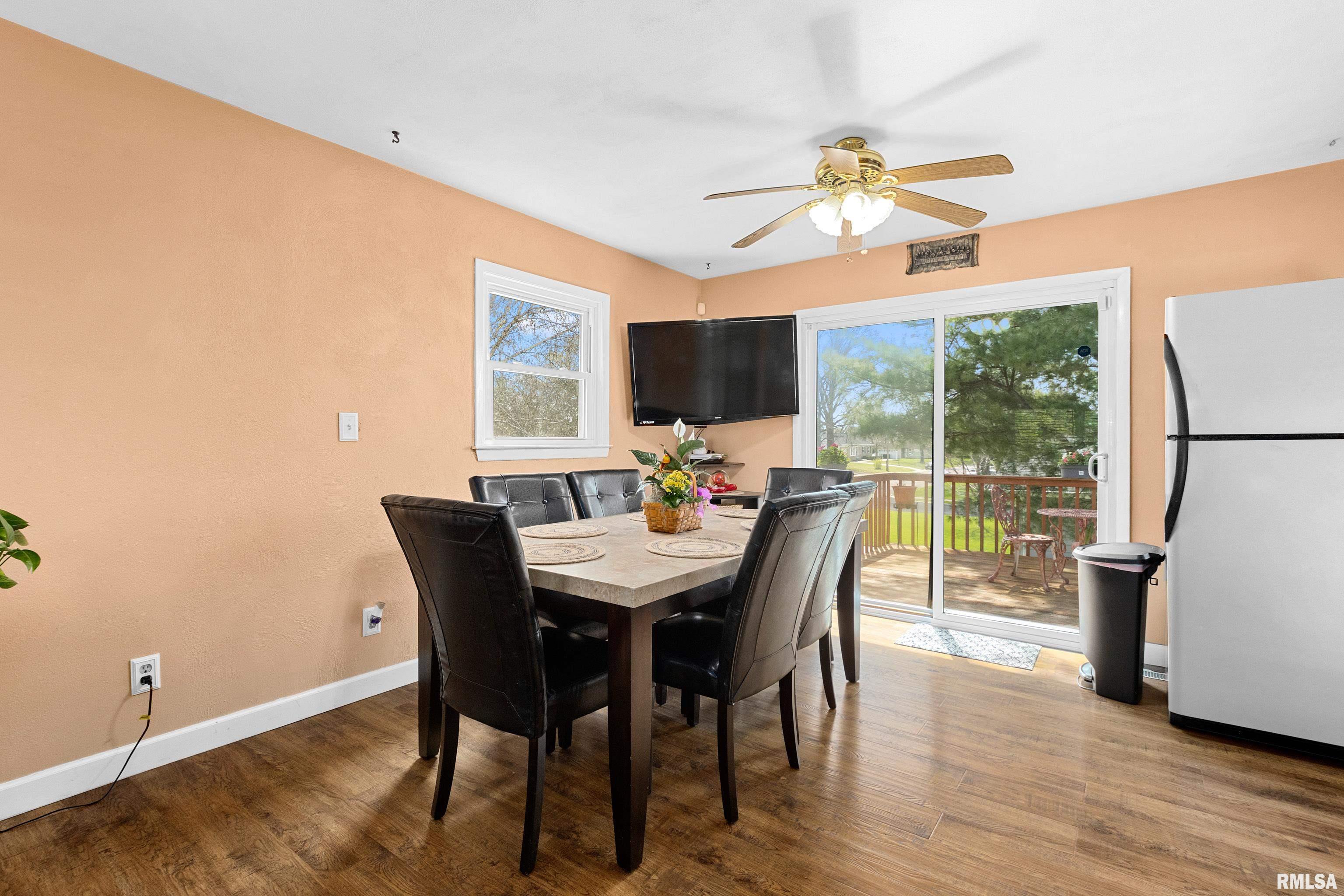 1910 W MARLENE Avenue