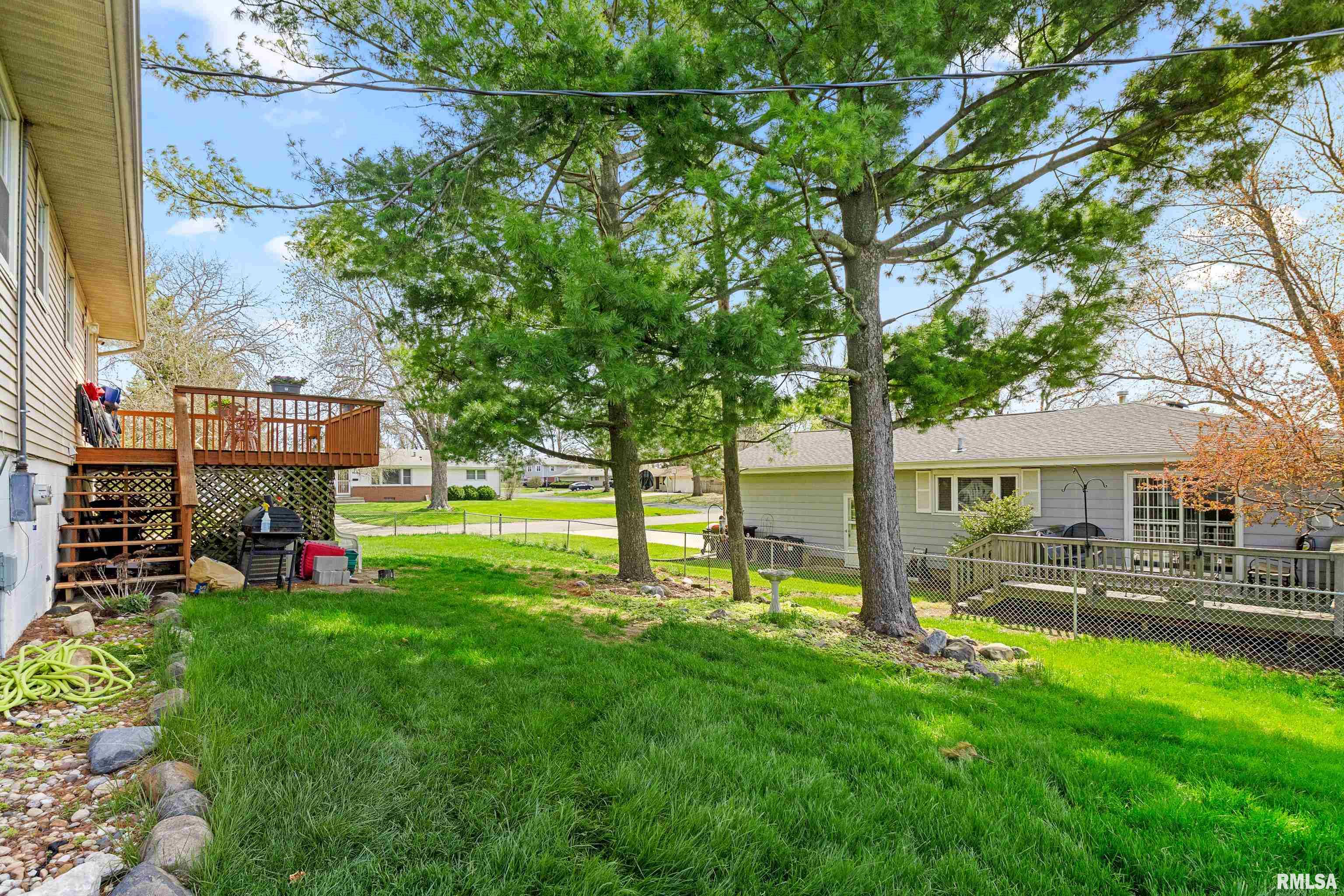 1910 W MARLENE Avenue