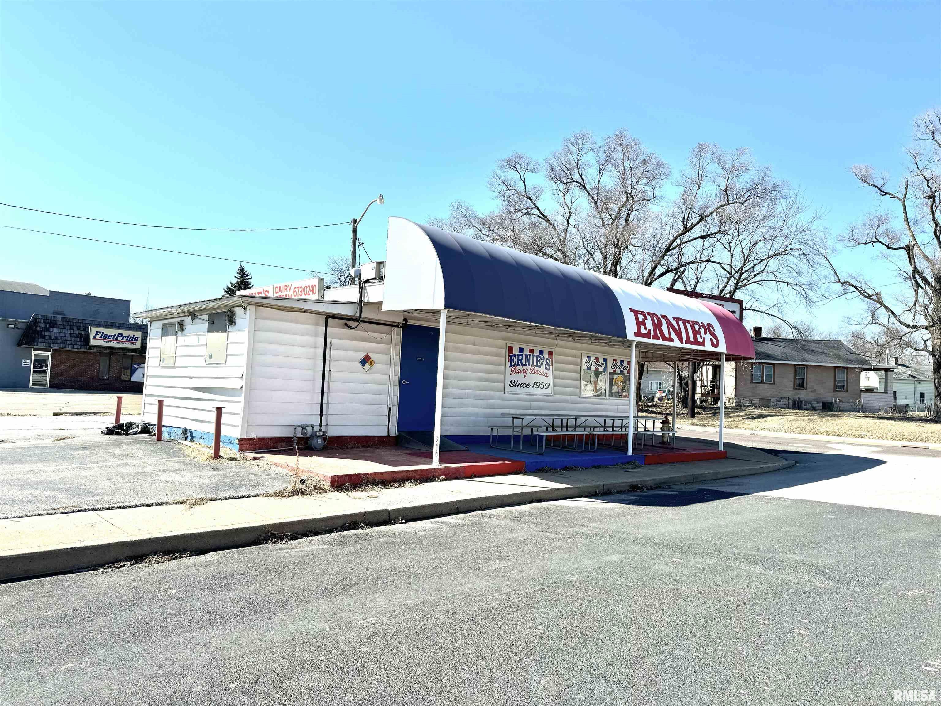 2600 SW JEFFERSON Street