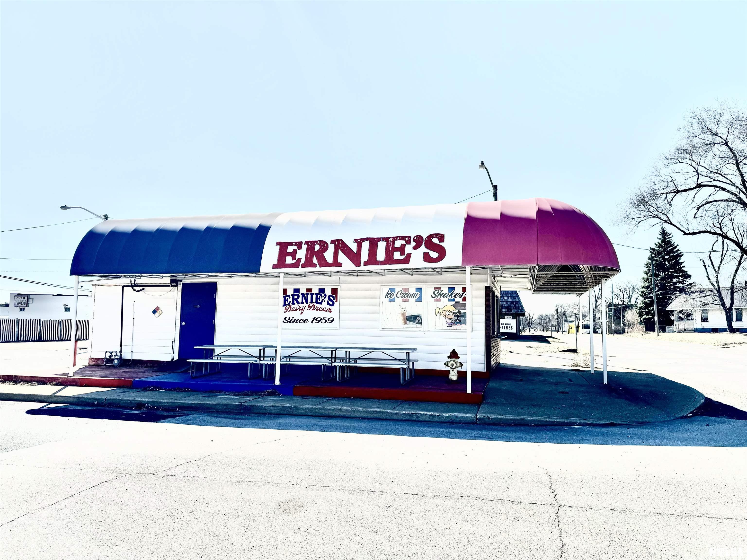 2600 SW JEFFERSON Street