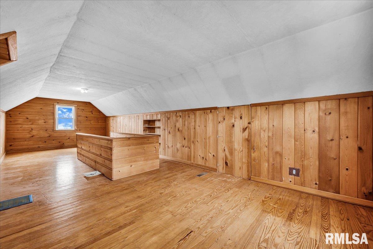 2309 W MANOR Parkway