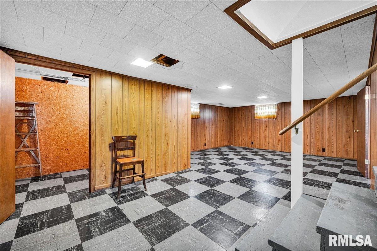 2309 W MANOR Parkway