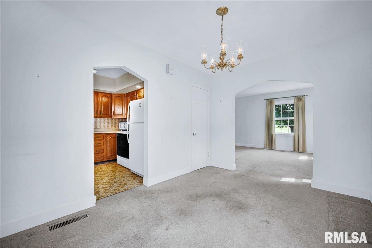 2309 W MANOR Parkway