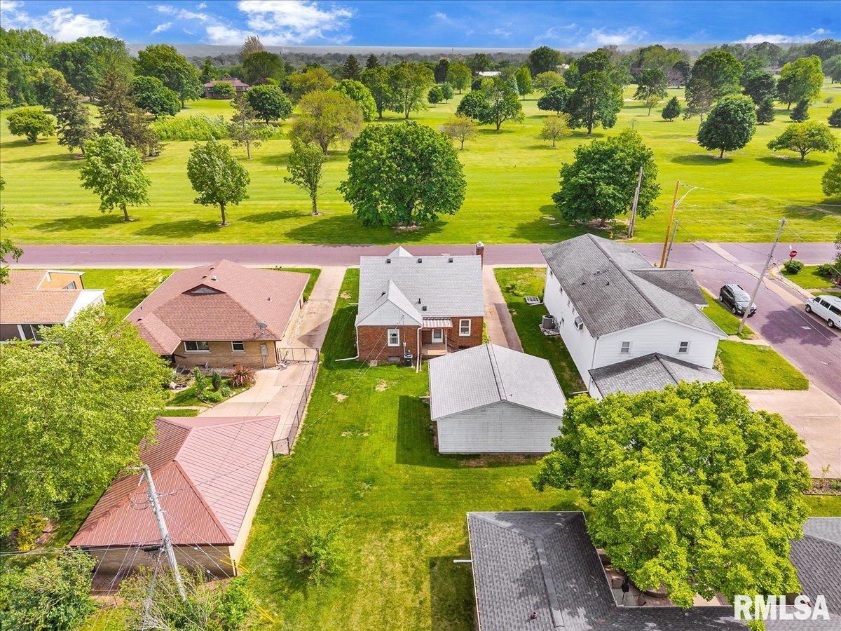 2309 W MANOR Parkway