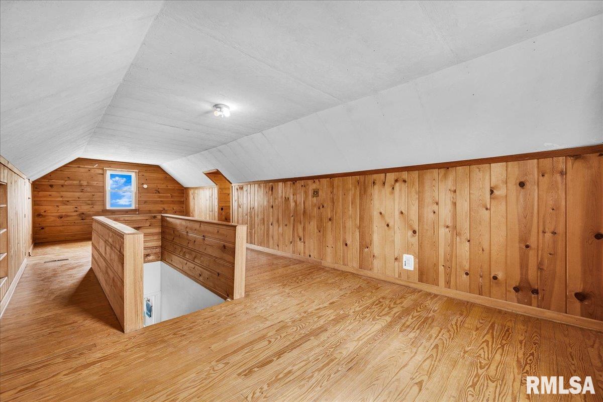 2309 W MANOR Parkway