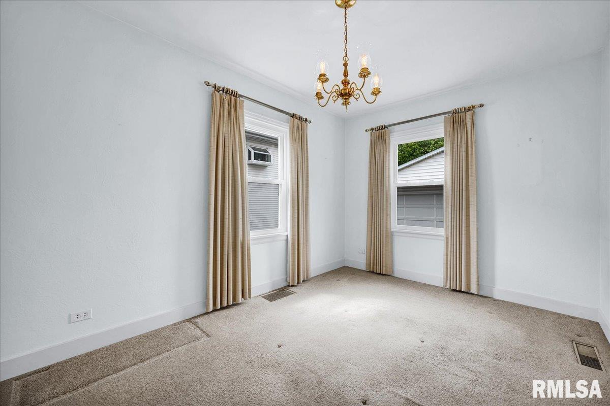 2309 W MANOR Parkway