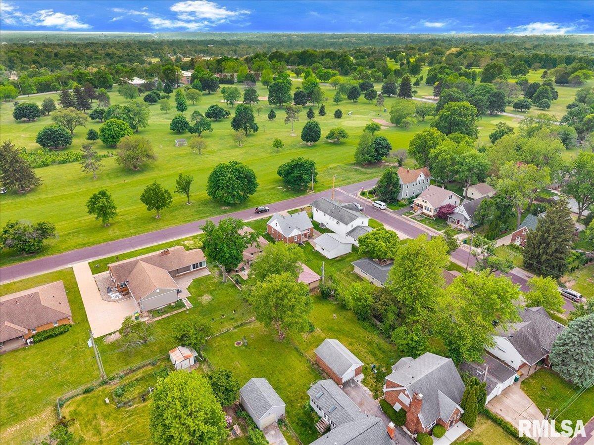 2309 W MANOR Parkway