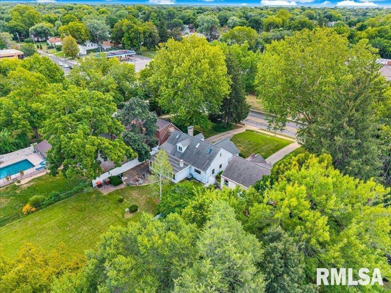 125 W FORREST HILL Avenue