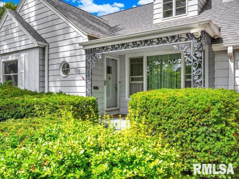 125 W FORREST HILL Avenue