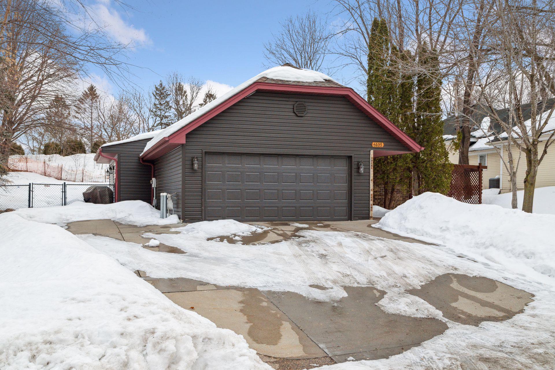6105 Concord Hill Lane