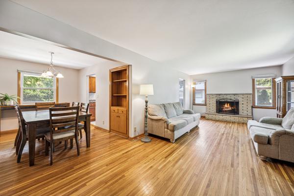 7124 Indiana Avenue N