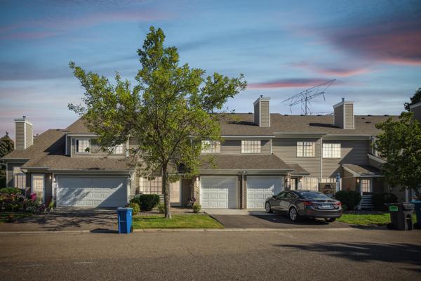 5955 Wedgewood Lane N Unit: 68