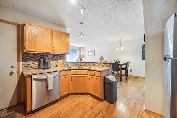 5955 Wedgewood Lane N Unit: 68