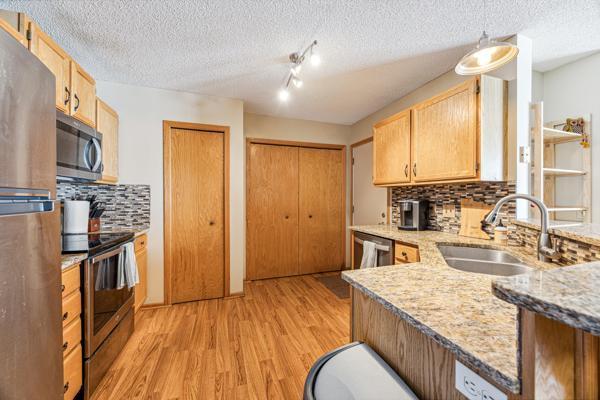 5955 Wedgewood Lane N Unit: 68