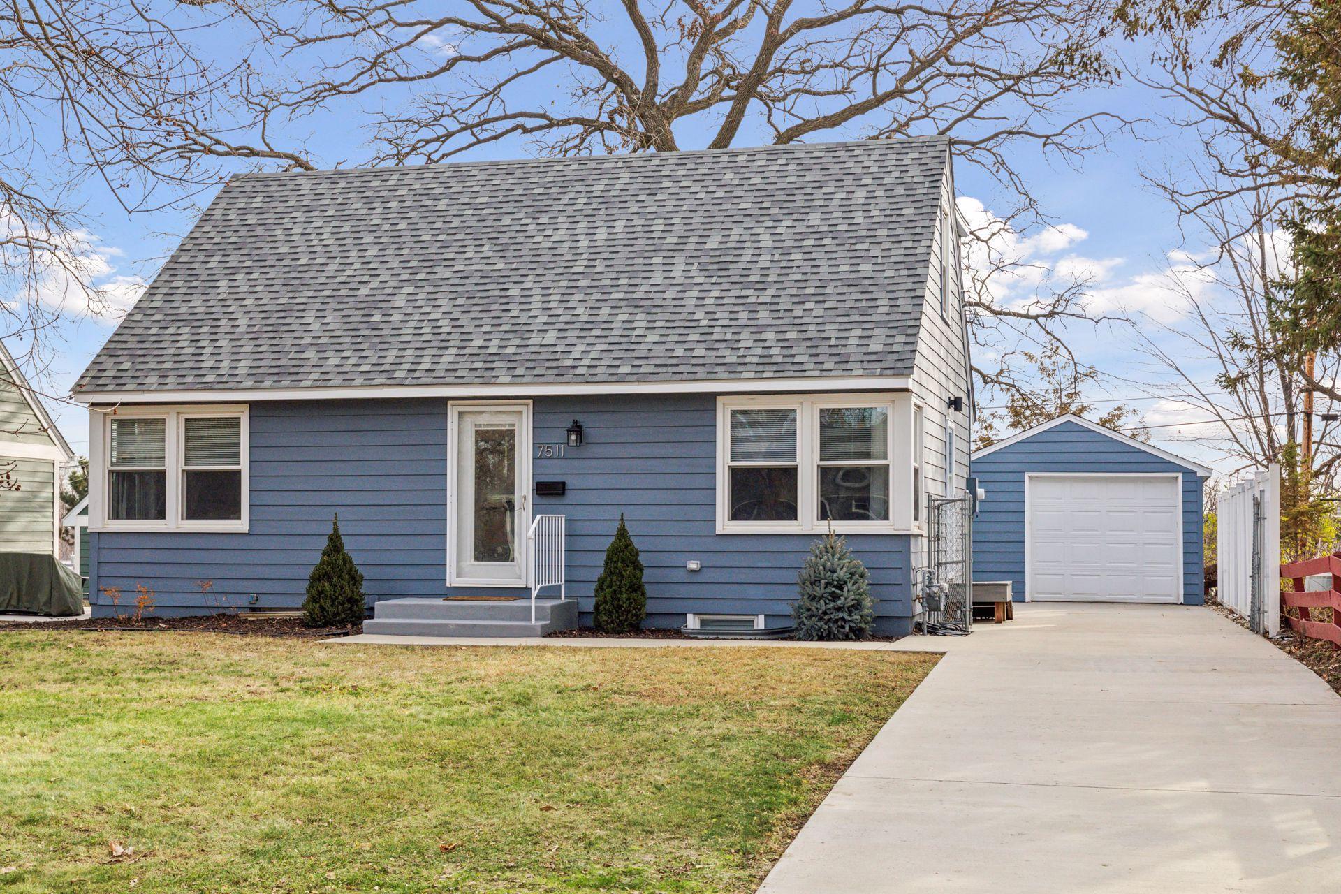 7511 Edgebrook Drive