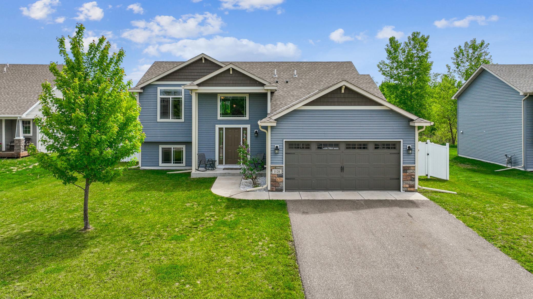 1128 Golf Court