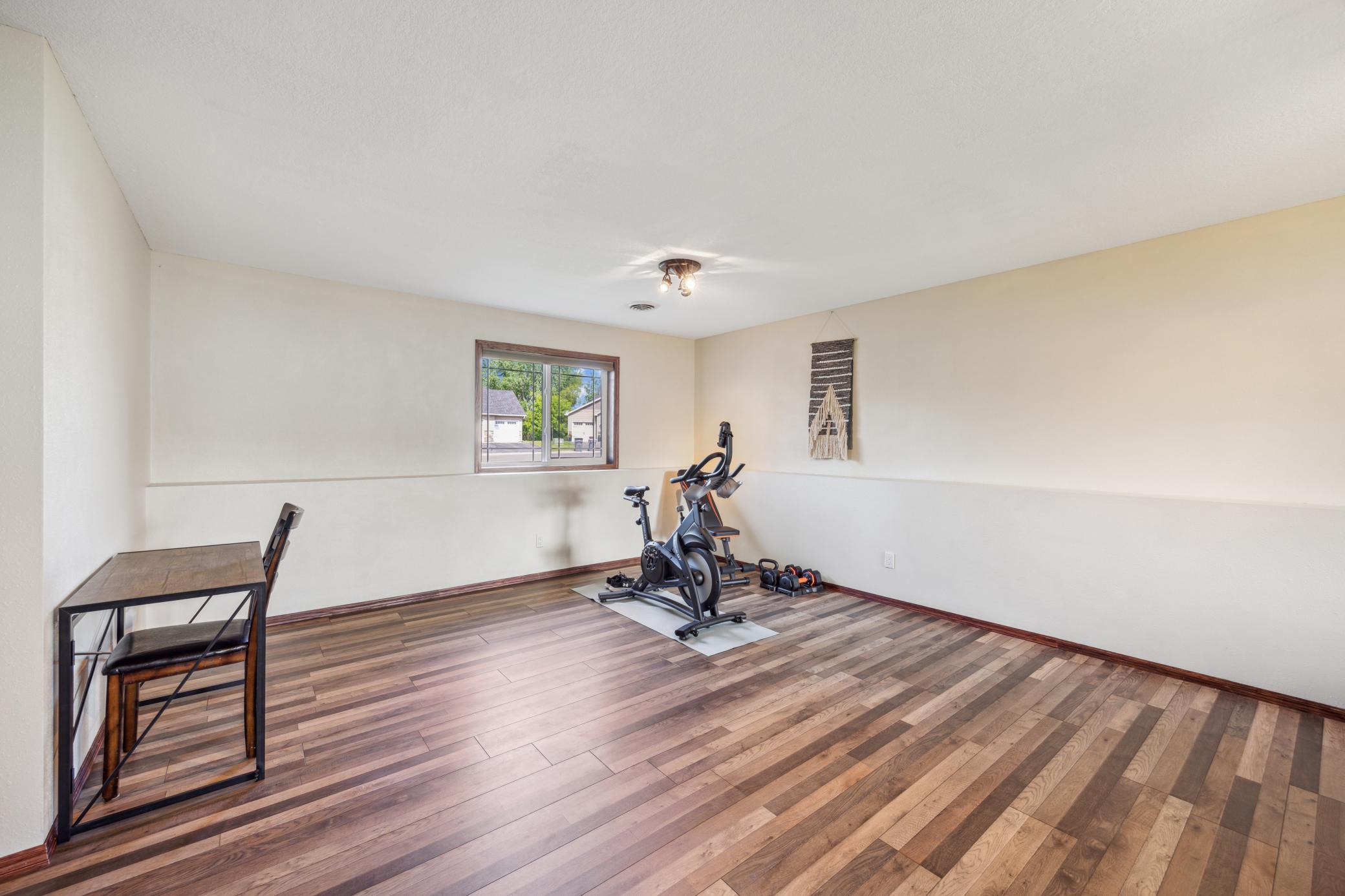1128 Golf Court