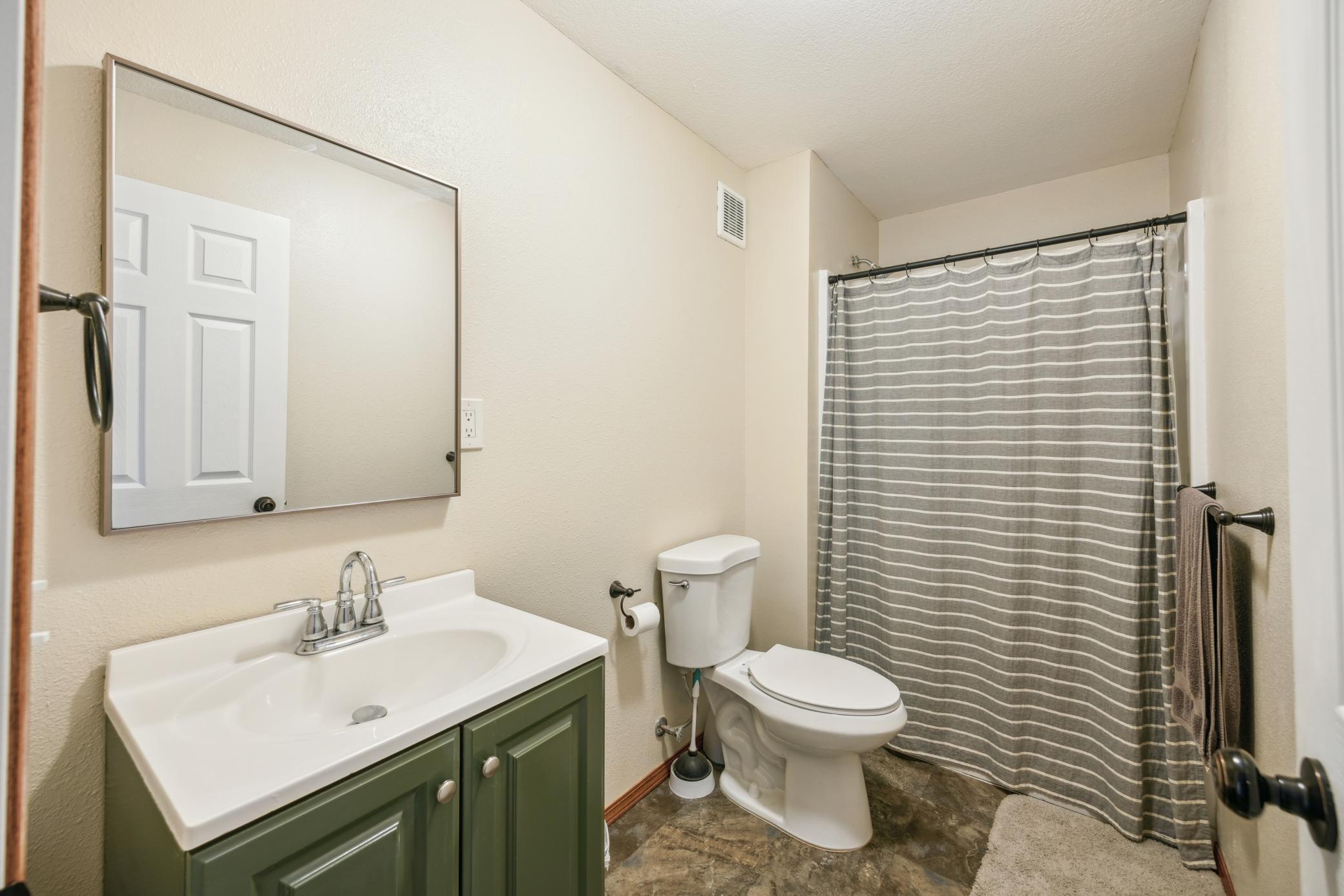 1128 Golf Court