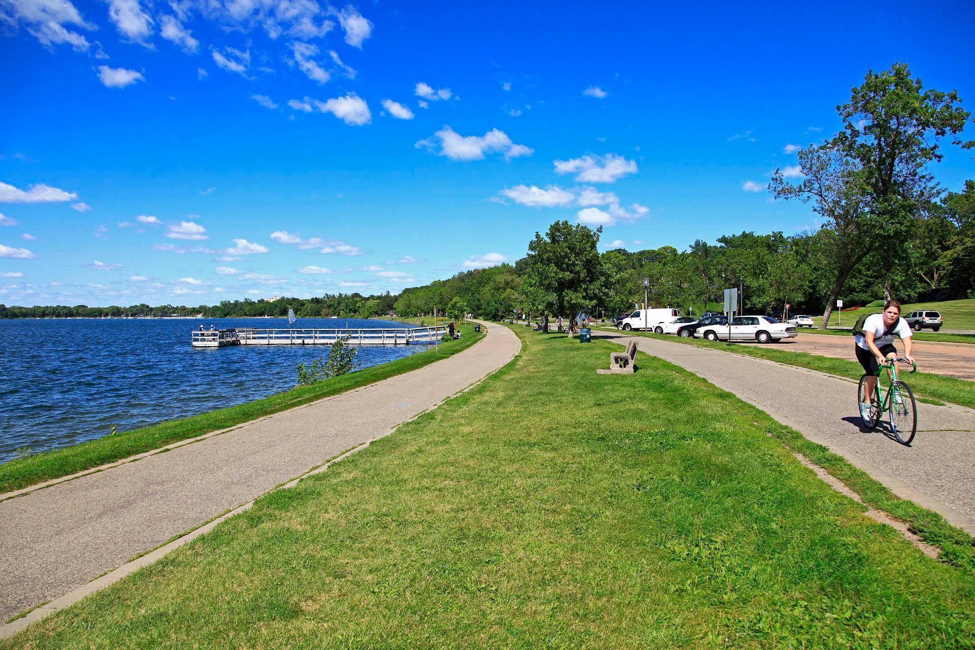 3131 Excelsior Boulevard Unit: 810