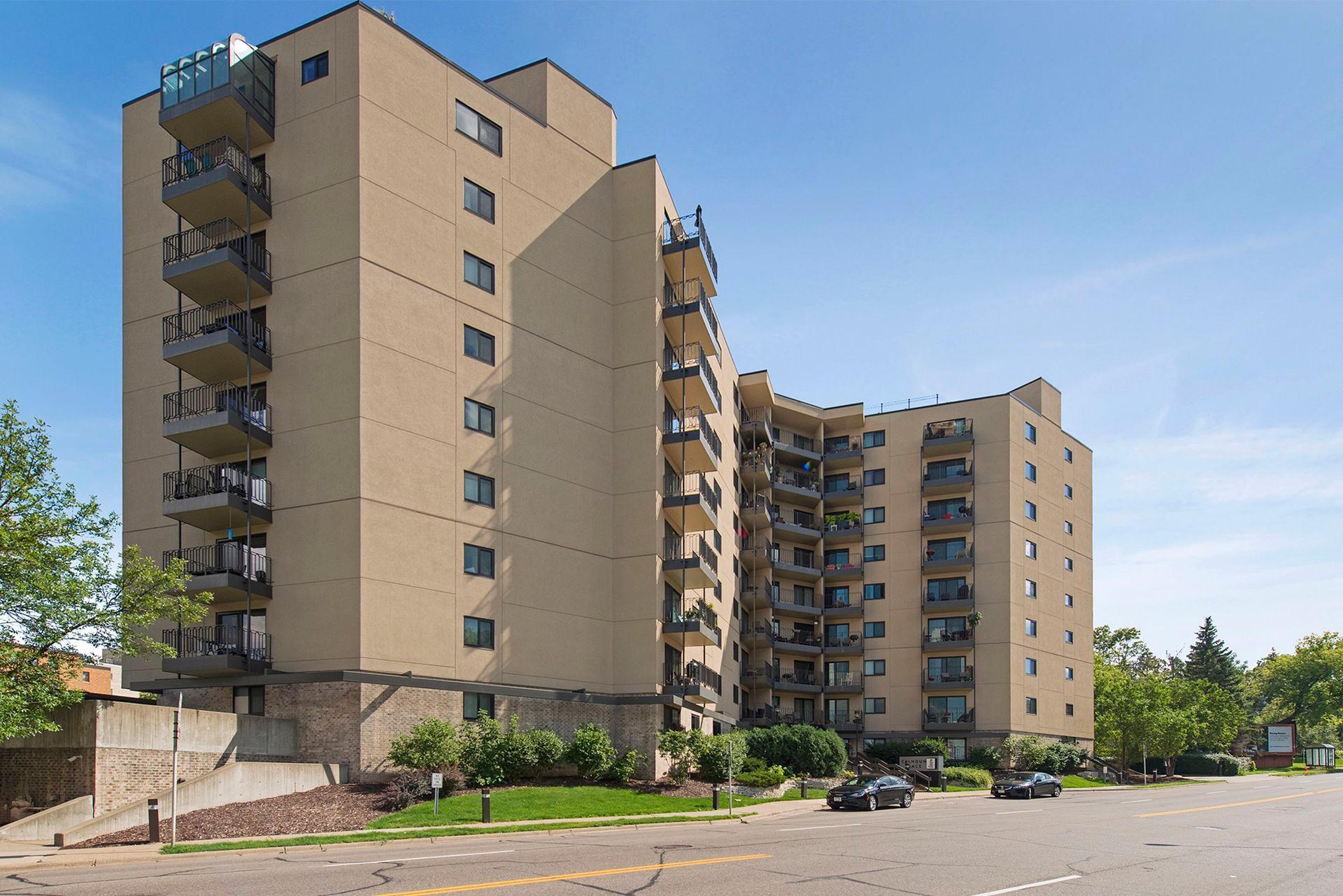 3131 Excelsior Boulevard Unit: 810