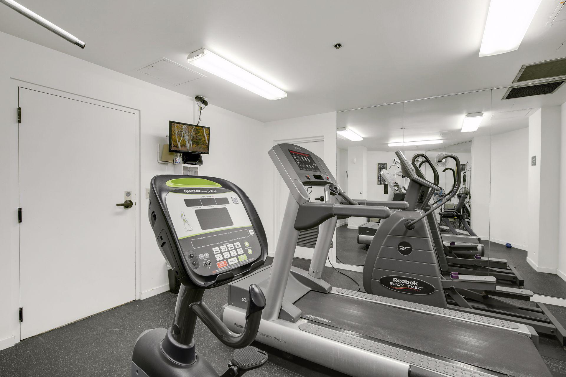 3131 Excelsior Boulevard Unit: 810