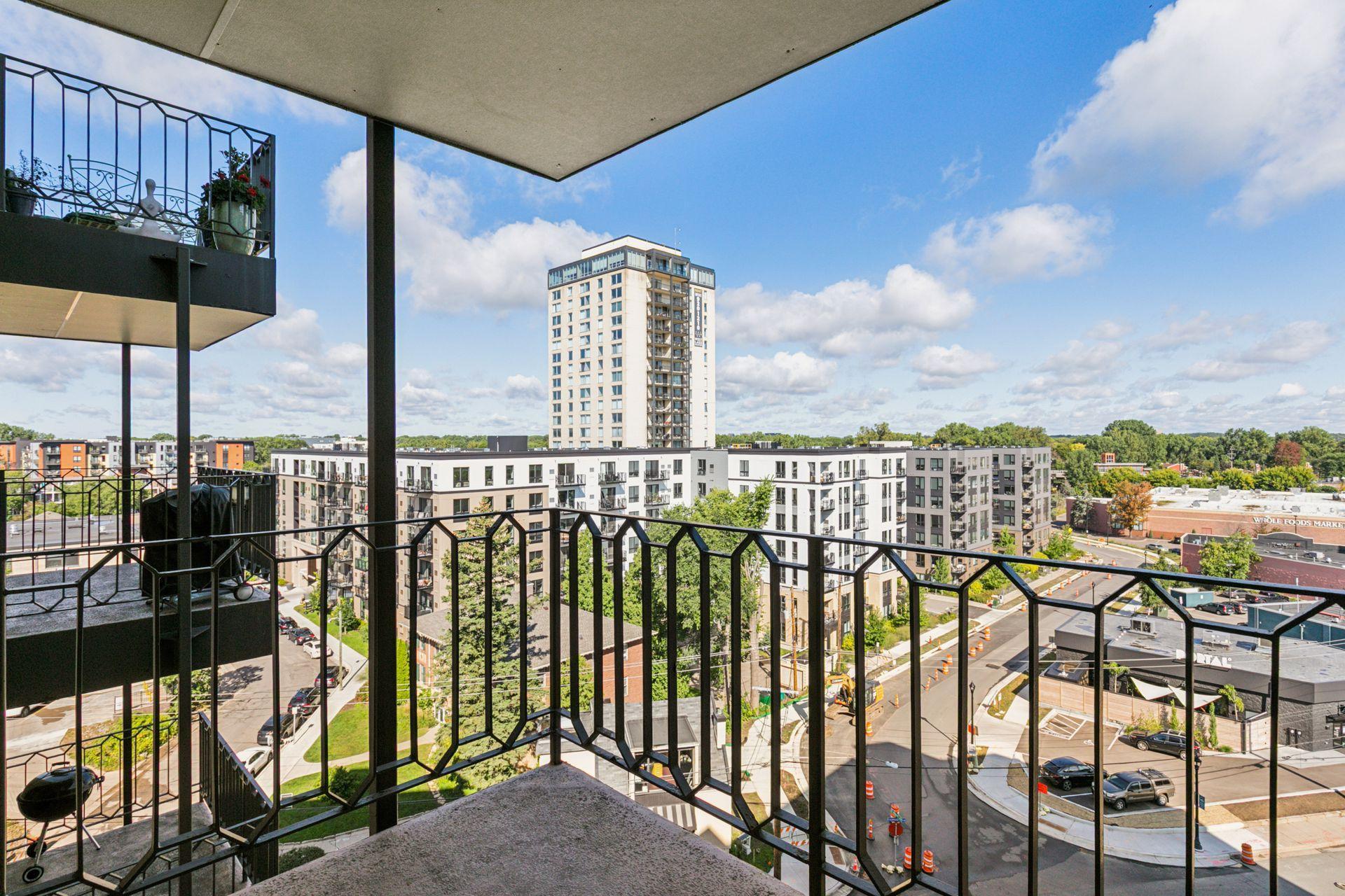 3131 Excelsior Boulevard Unit: 810