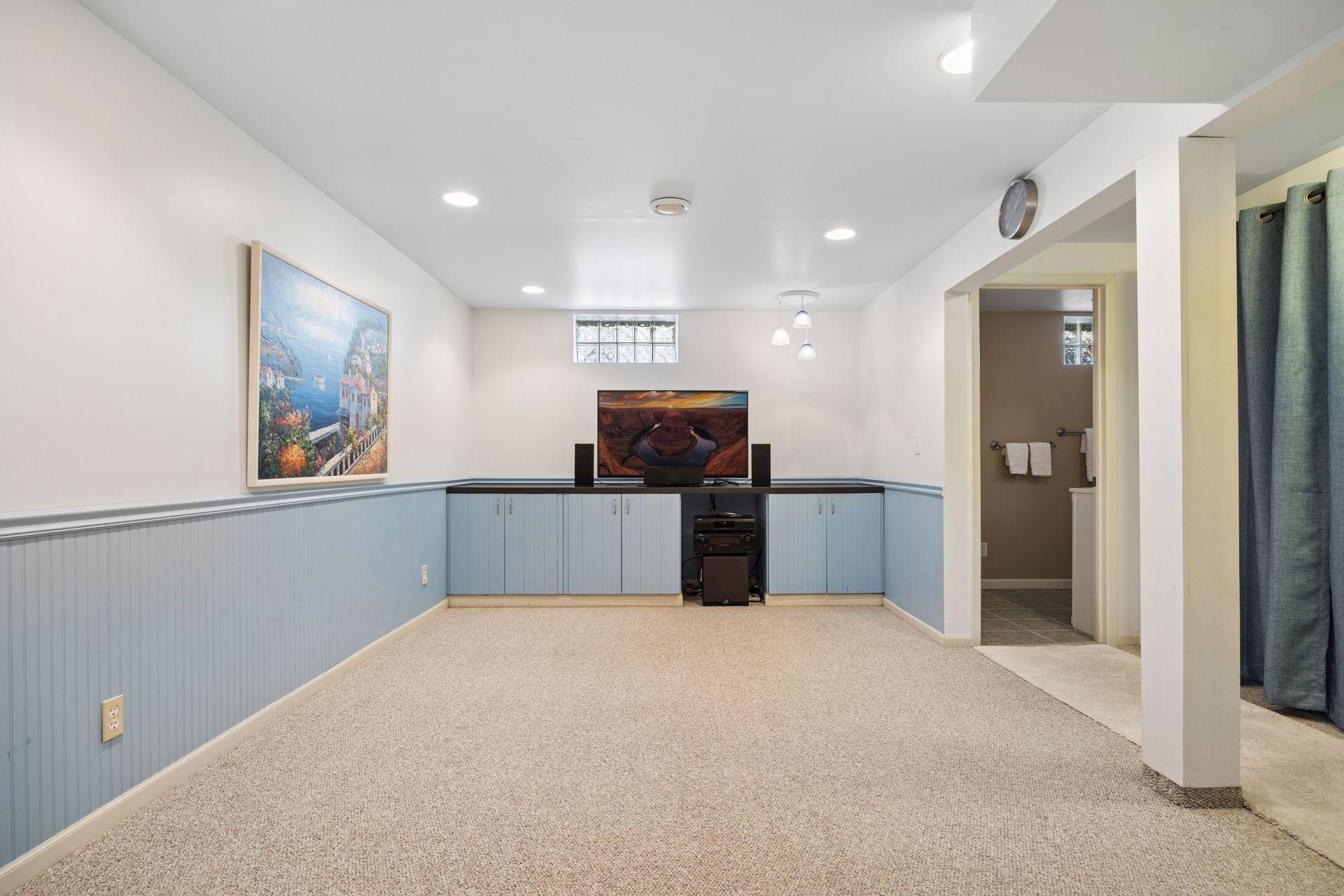 4065 Quantico Lane N